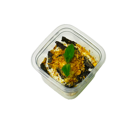 Творожный десерт с грецким орехом и черносливом